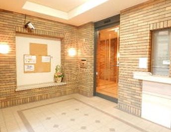 所沢市くすのき台1丁目楽器可(防音・グランドピアノ・弦・管楽器・声楽)マンション エントランス