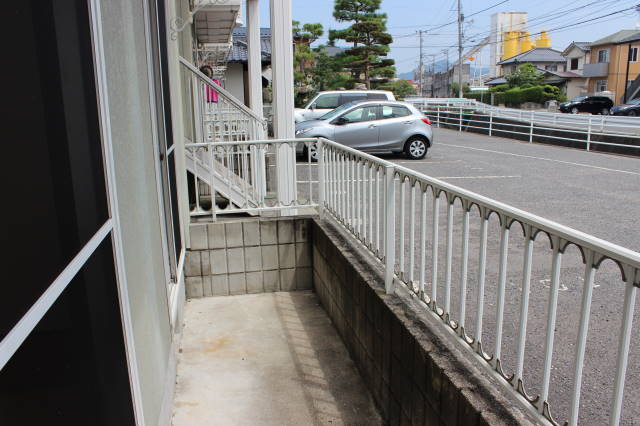 ファミーユ三宅 ベランダ