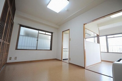 文京区大塚３丁目楽器可（ピアノ・弦楽器・声楽）マンション リビング