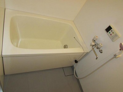 中野区江古田１丁目楽器可（ピアノ・弦管打楽器・声楽）マンション 風呂画像