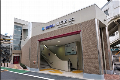 中野区若宮１丁目楽器可（弦管楽器・声楽）マンション 玄関