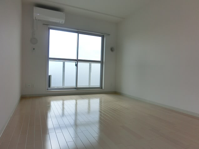 チェリーコートつつじヶ丘　　　 リビング