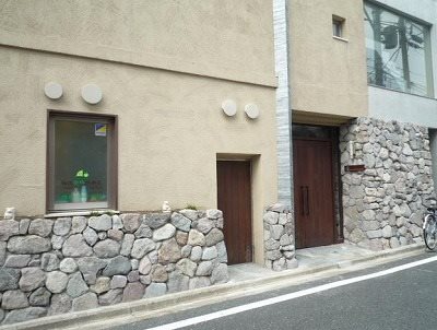 練馬区東大泉3丁目楽器可(防音・ピアノ・弦・木管楽器・声楽)マンション エントランス
