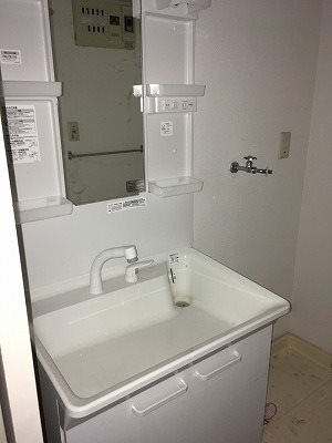 目黒区柿の木坂1丁目楽器可(防音・ピアノ・弦楽器)マンション 洗面所