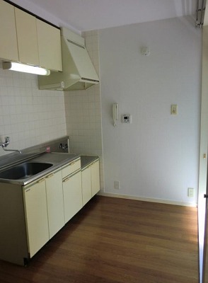 目黒区目黒本町4丁目楽器可(ピアノ･弦･木菅･声楽）マンション リビング