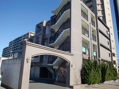 さいたま市中央区本町東7丁目楽器可（ピアノ・弦管打楽器・声楽）マンション 外観