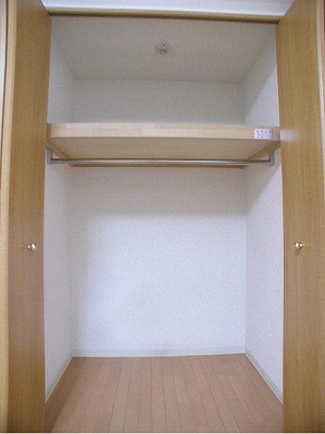 和光市中央1丁目楽器可（ピアノ・弦楽器）マンション 収納