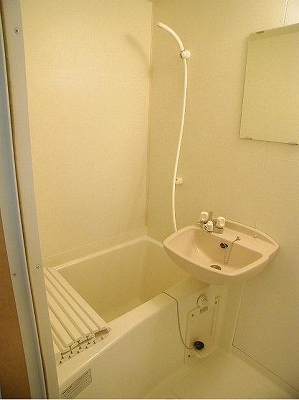 和光市中央1丁目楽器可（ピアノ・弦楽器）マンション 風呂画像