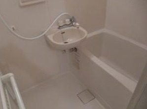 練馬区桜台1丁目楽器可（ピアノ・弦・菅楽器）アパート 風呂画像
