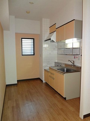 横浜市港北区日吉3丁目楽器可（ピアノ）マンション リビング