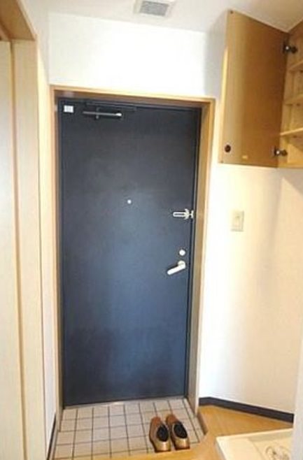 狛江市西野川1丁目楽器可(防音・グランドピアノ・弦・管楽器・声楽)マンション 玄関