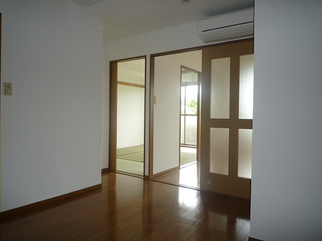 モンレーヴ染地 リビング