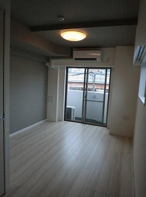墨田区立川4丁目楽器可（ピアノ・弦楽器）分譲マンション リビング