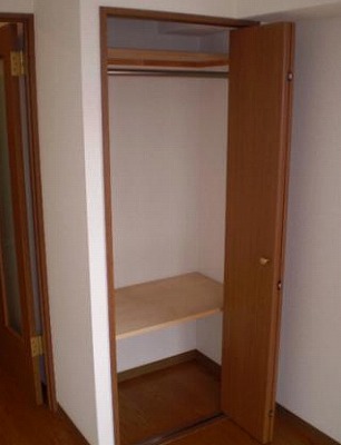 練馬区豊玉上1丁目楽器可（ピアノ・弦管打楽器・声楽）マンション 玄関