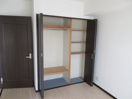 シャルマンフジアニエス本町 収納