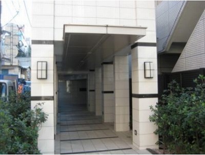 中央区東日本橋2丁目楽器可(ピアノ)マンション 玄関