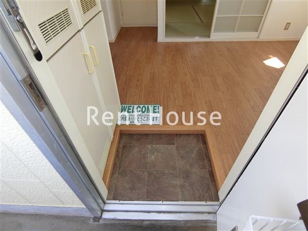 レイクサイド善福寺 玄関