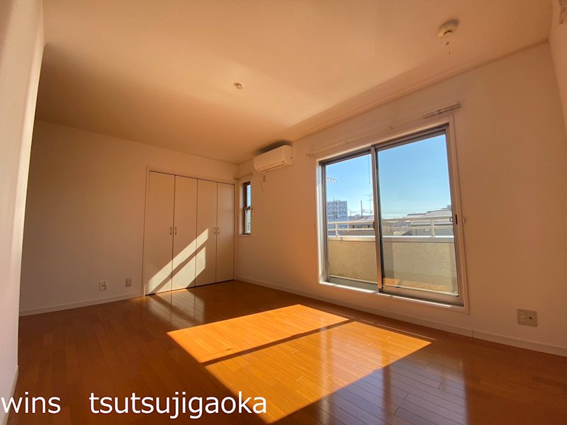 コート大町 ベッドルーム