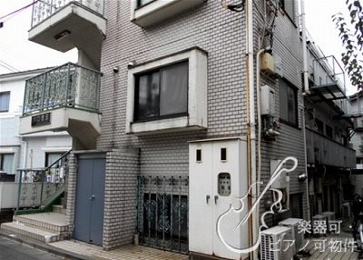 練馬区豊玉上1丁目(防音・ピアノ・弦・管楽器・声楽)マンション エントランス