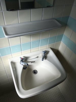 板橋区徳丸6丁目楽器可(防音・グランドピアノ・弦・管楽器・声楽)マンション 洗面所