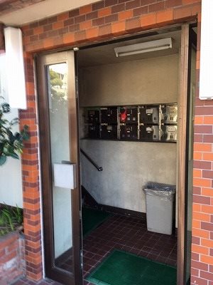 板橋区徳丸6丁目楽器可(防音・グランドピアノ・弦・管楽器・声楽)マンション エントランス