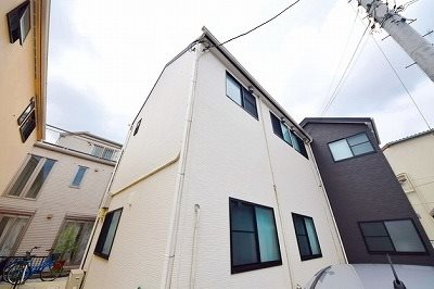 調布市佐須町1丁目楽器可(防音・ピアノ・弦・管楽器・声楽)アパート 外観