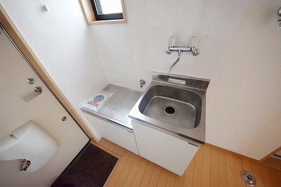 調布市佐須町1丁目楽器可(防音・ピアノ・弦・管楽器・声楽)アパート キッチン