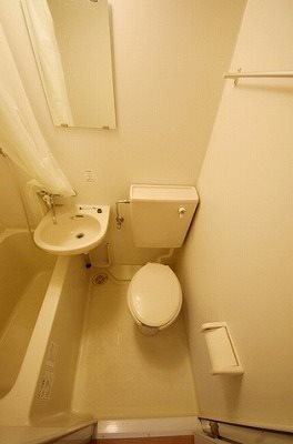 調布市佐須町1丁目楽器可(防音・ピアノ・弦・管楽器・声楽)アパート 風呂画像