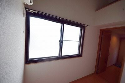 調布市佐須町1丁目楽器可(防音・ピアノ・弦・管楽器・声楽)アパート ベランダ