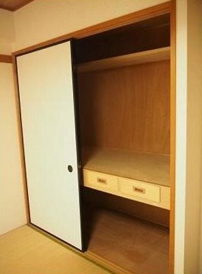 練馬区氷川台4丁目楽器可(防音・グランドピアノ・弦楽器)マンション 収納