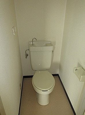 練馬区氷川台3丁目楽器可（ピアノ・弦・管打楽器・声楽）マンション トイレ