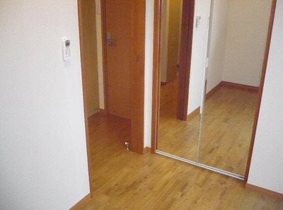 目黒区中央町2丁目楽器可(防音・ピアノ・弦楽器)マンション ベッドルーム