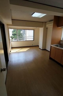 文京区千石1丁目楽器可（ピアノ・弦管打楽器・声楽）マンション リビング