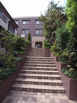 新宿区中落合2丁目楽器可（ピアノ・弦管打楽器・声楽）マンション 外観