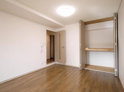 調布市西つつじケ丘4丁目楽器可（グランドピアノ・弦管楽器）マンション リビング