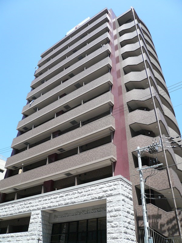 プロシード本町西セレーノ 外観