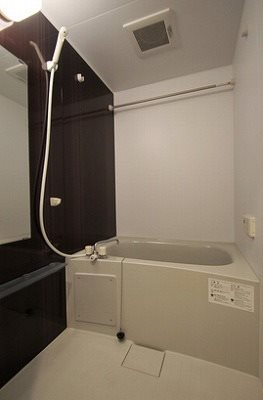 新宿区早稲田鶴巻町楽器可(防音・グランドピアノ・弦・管楽器・声楽)マンション 風呂画像