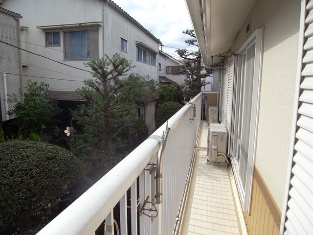 等々力2丁目戸建 ベランダ