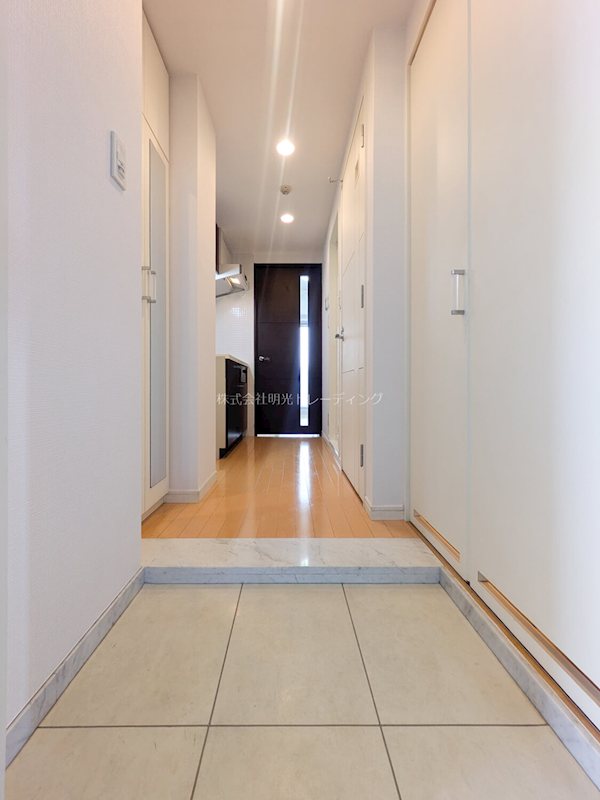 ﾒｲﾝｽﾃｰｼﾞ恵比寿東 玄関