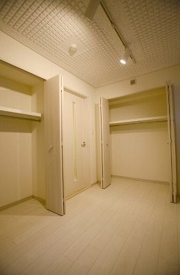 目黒区中目黒1丁目楽器可(防音・24時間演奏・グランドピアノ・弦・管楽器・声楽・DTM)マンション 収納