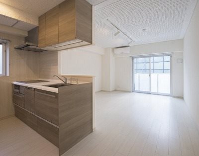 目黒区中目黒1丁目楽器可(防音・24時間演奏・グランドピアノ・弦・管楽器・声楽・DTM)マンション リビング