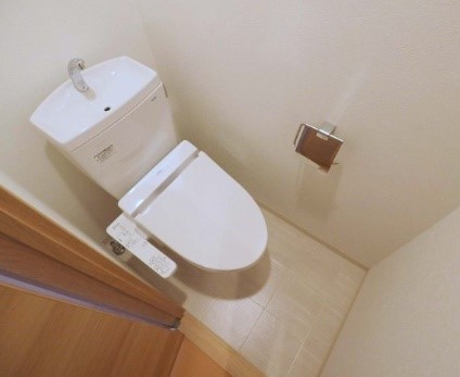 ノーブルコート堺筋本町 トイレ
