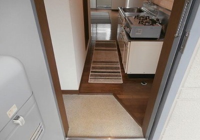 世田谷区粕谷４丁目楽器可（ピアノ・弦楽器）マンション 玄関