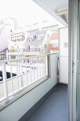 豊島区池袋2丁目楽器可（防音・ピアノ・弦楽器・声楽）女性限定マンション ベランダ
