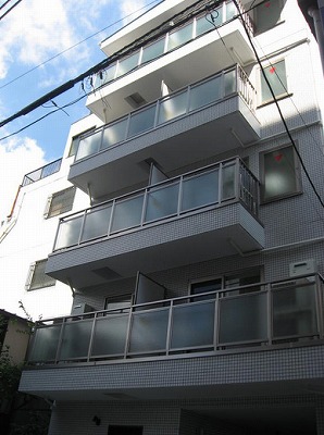 墨田区吾妻橋1丁目楽器可(防音・電子ピアノ・弦管楽器・声楽)マンション 外観