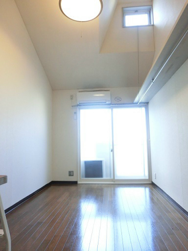 アップルハウス境田町 リビング