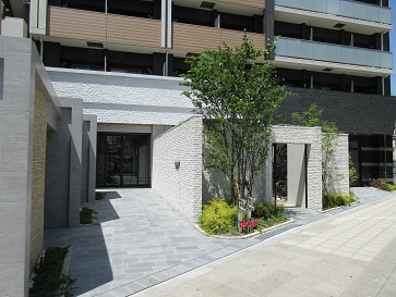 大阪府大阪市西区本田２丁目 エントランス
