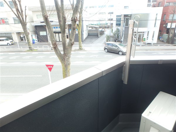 ルーブル八番館 ベランダ