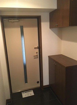 府中市緑町3丁目楽器可（防音・グランドピアノ・弦・管楽器・声楽）マンション 玄関