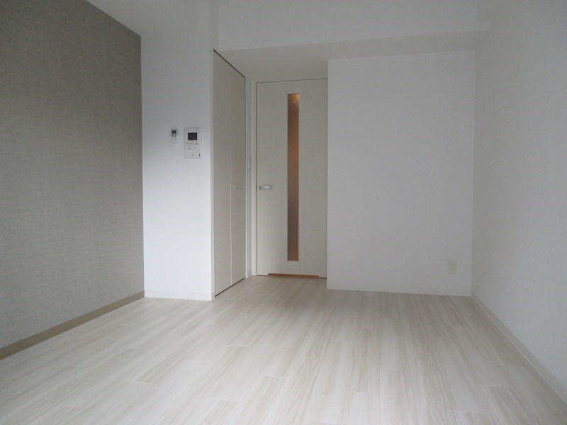クリスタルグランツ西本町 リビング
